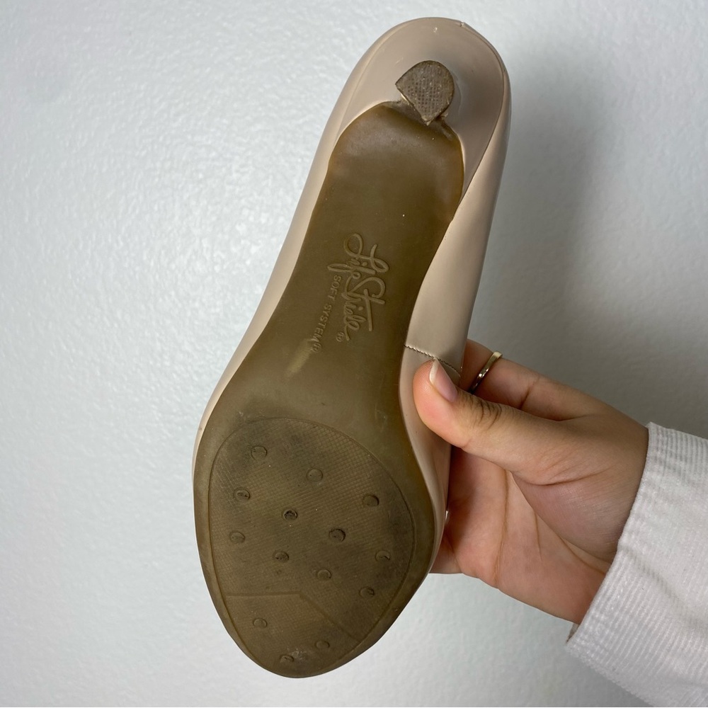 Gently Worn Lifestride Soft System Parigi Pump in Taupe Glory Size 8 - Picture 8 of 13